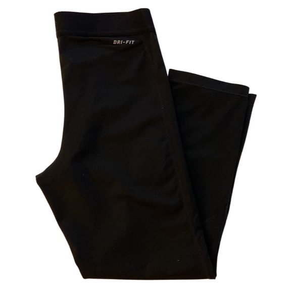 NIKE Pro Training Compression Running Workout Capri Leggings Sz Medium - Picture 2 of 7